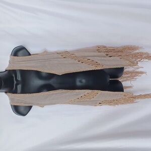 Curations Caravan tan fringed vest, Festival Vibes, Sz XS, 19" Ptp